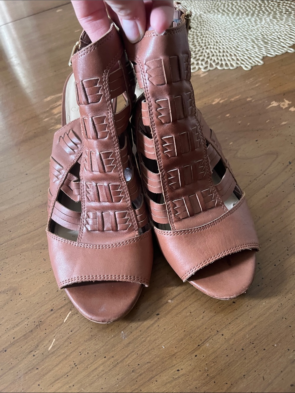 Vince Camuto Tan Brown Cutout Peep-Toe Sandals